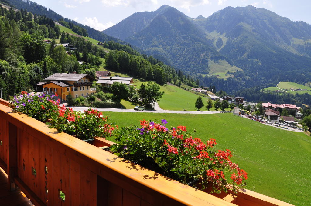 Haus Hoellwart Sankt Johann im Pongau Exterior foto